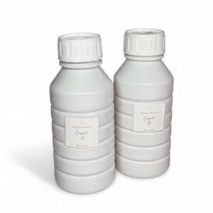 Kit de 1 litro – 1_2 L de A y 1_2 L de B Kit de 1 litro de resina rígida - 1/2 L de A y 1/2 L de B.