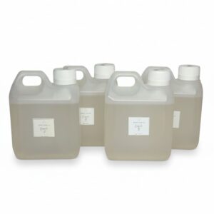 Kit de 4 litros – 2 L de A y 2 L de B Kit de 4 litros de resina para recubrimiento - 2 L de A y 2 L de B.